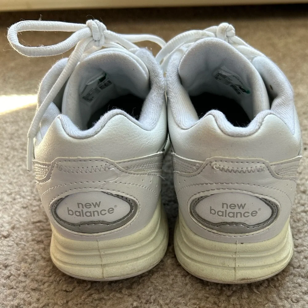 Women’s New Balance 577 Walking Shoes Size 9